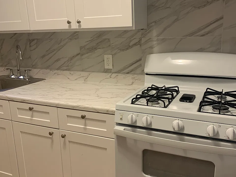 9207 Rockaway Beach Blvd #1F