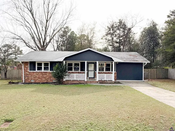 108 Weaver Rd, Warner Robins, GA 31093