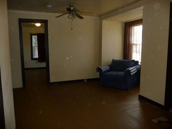 Living Room looking to Master