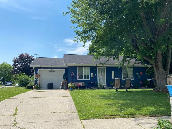 616 S 9th St, Gas City, IN 46933