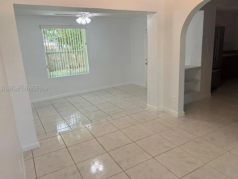 17630 SW 112th Ave — Photo 5