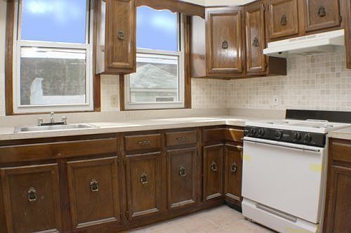 5th image of 1786 E 51st St