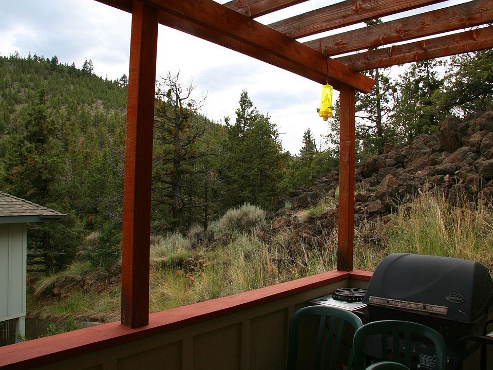 pilot butte view