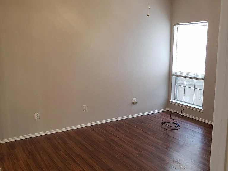 940 S Old Orchard Ln — Photo 8