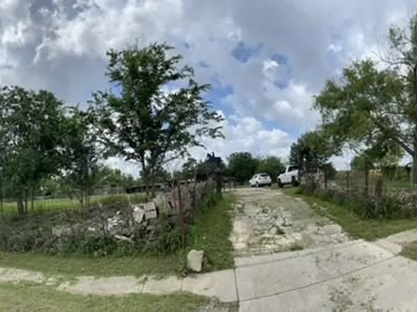 4709 Simsbrook Dr, Houston, TX 77045