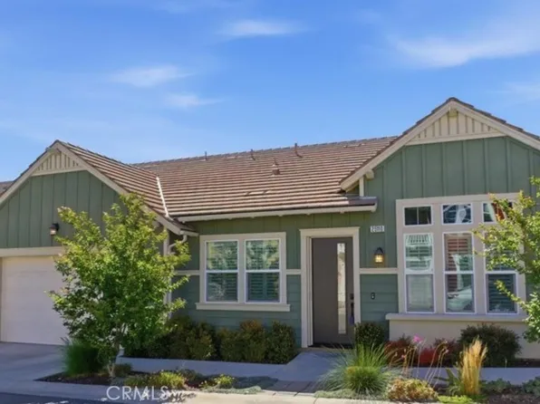 25110 Citron Ln, Santa Clarita, CA 91387
