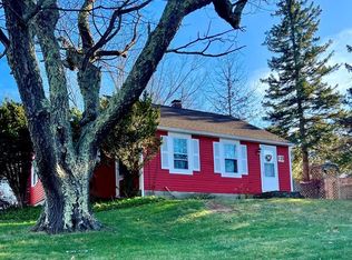 123 W Main St, Northborough, MA 01532