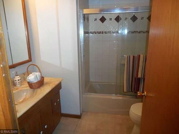 5th image of 11022 Oak Knoll Ter N