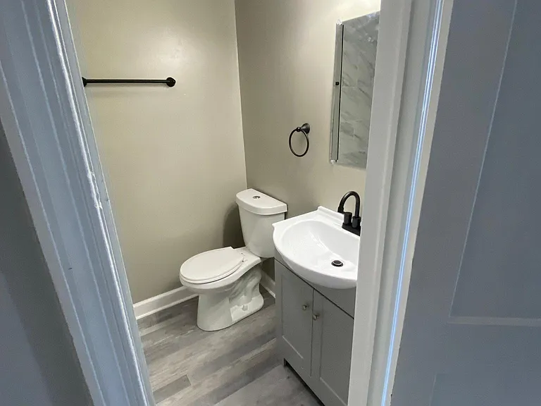 7431 Holabird Ave — Photo 10