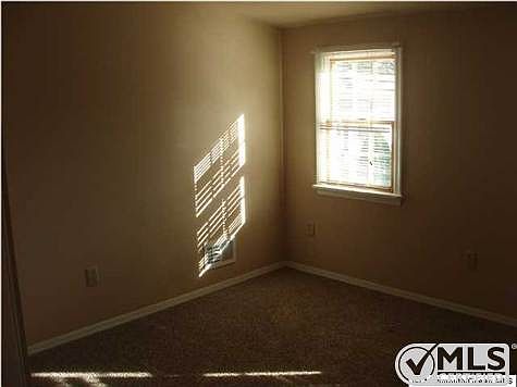 4th image of 531-533 Morningside Ave