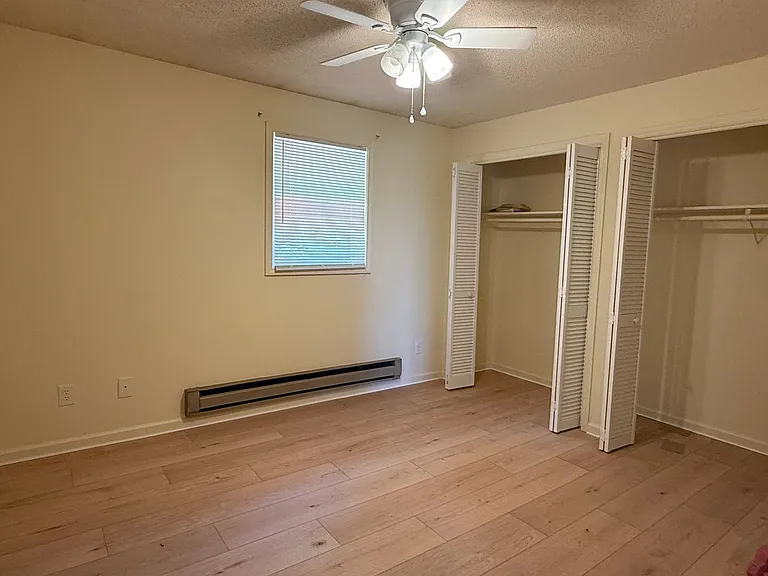 113 Elliott And Scott Cir — Photo 9