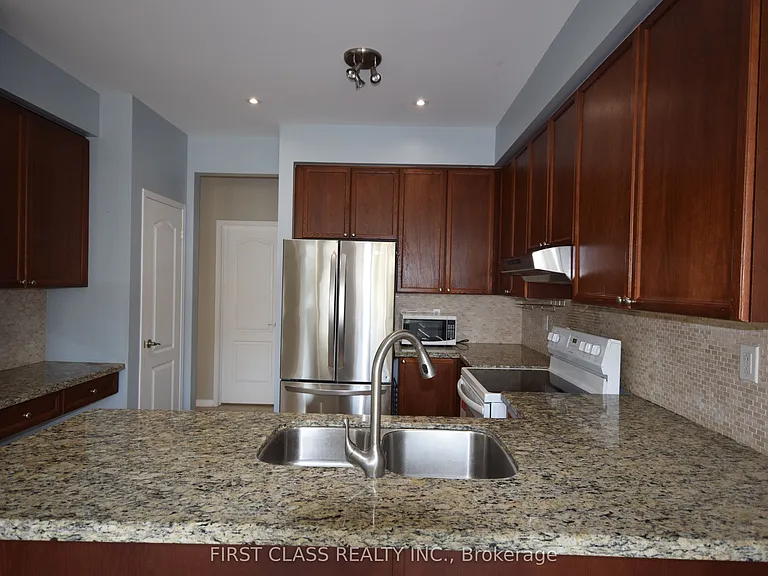 5168 Littlebend Dr — Photo 12