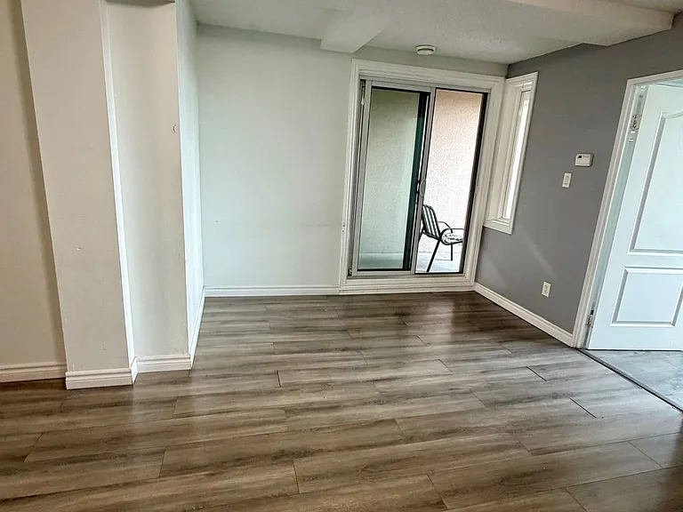 7405 Goreway Dr #414 — Photo 10