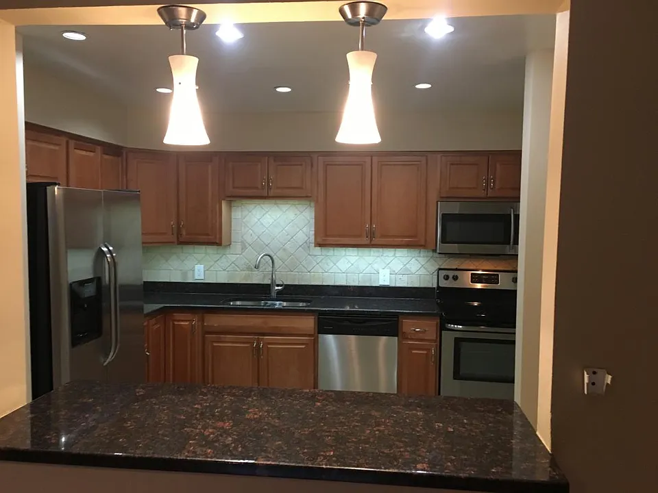 2343 Ogden Ave #2