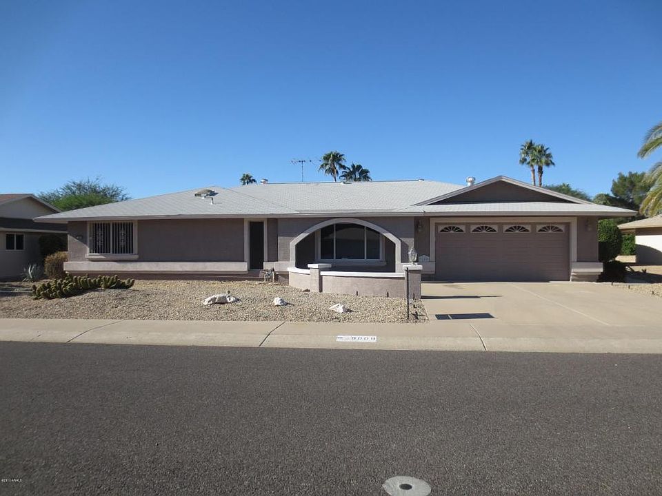 1st image of 9809 W Evergreen Dr