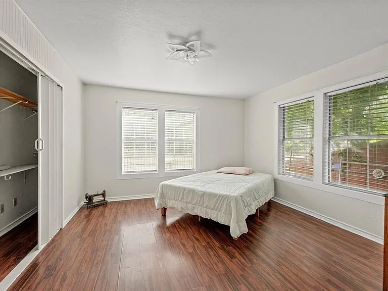 709 S Munger Blvd — Photo 11