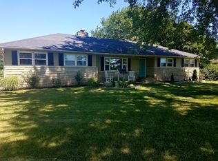 8834 Mayhew Rd, Fort Wayne, IN 46835