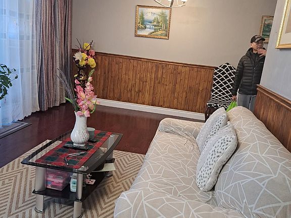 3rd image of 665 Kennedy Rd #307