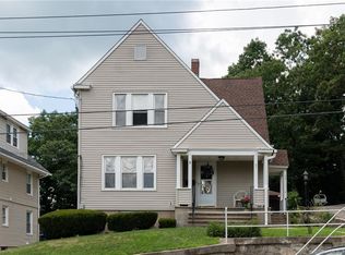 27 Ells St, Ansonia, CT 06401