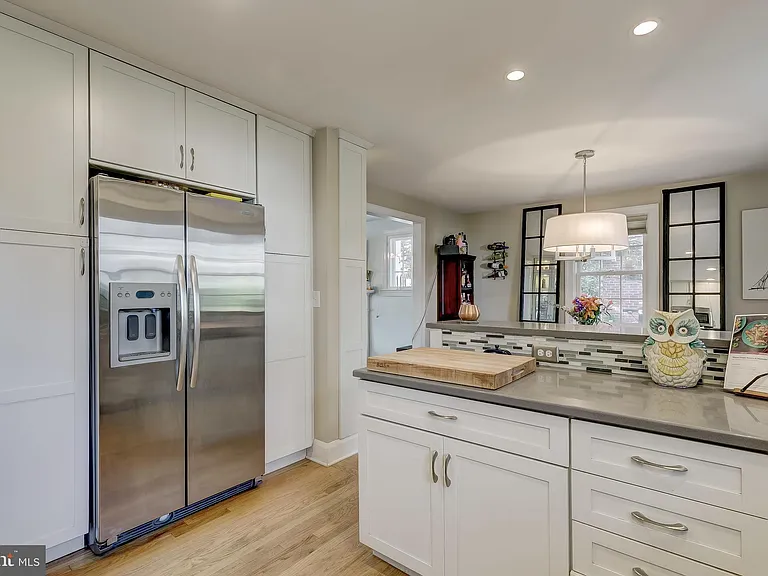 706 Regester Ave — Photo 13