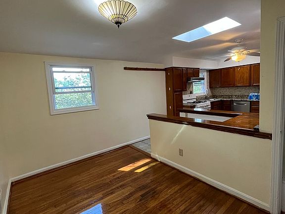 4th image of 7213 Deborah Dr