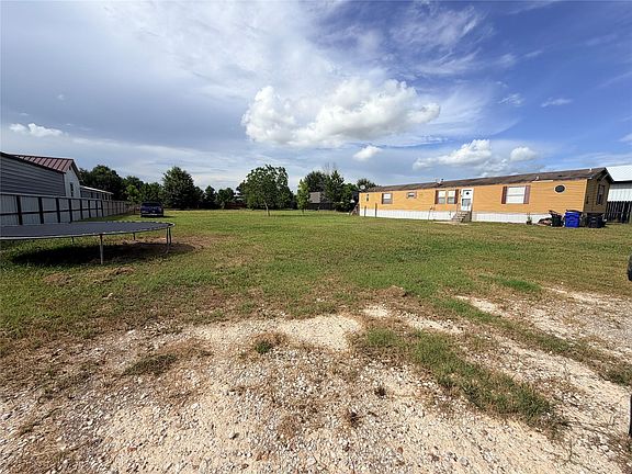 2nd image of 1875 County Road 3545