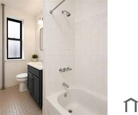 1390 Boston Rd — Photo 2