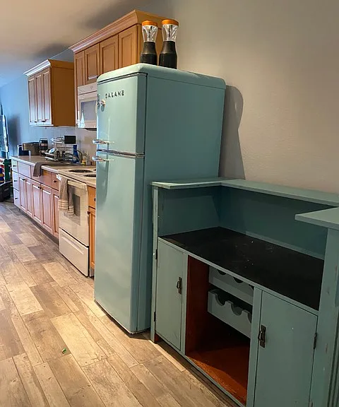 19096 Dyer Ct #3 — Photo 4
