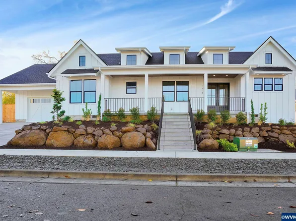 1416 Princeton Ave, Silverton, OR 97381