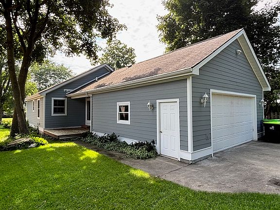 Side yard, private deck