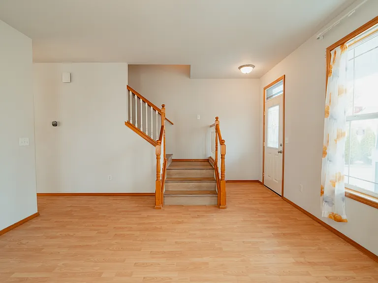 8451 SE 78th Pl — Photo 2