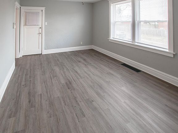 5th image of 2900 Pestalozzi St