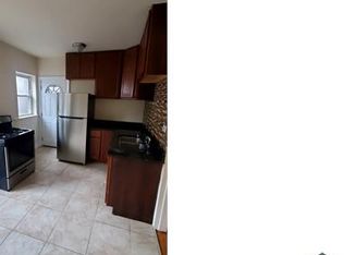 6944 S Oglesby Ave APT 1S, Chicago, IL 60649