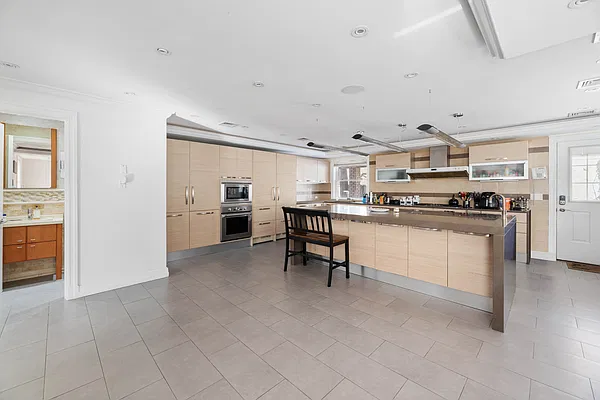 Sold by Douglas Elliman | media 10