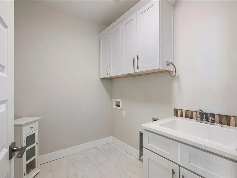 3590 Orchard St — Photo 40