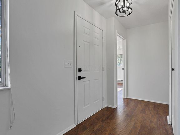 2nd image of 212 Barcelona Ave