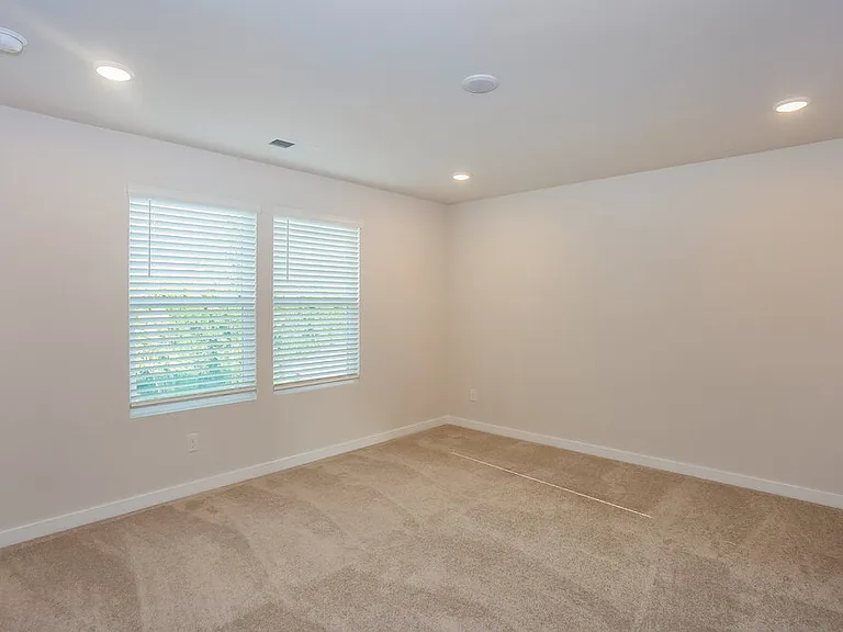 2512 Switchgrass Ct — Photo 10