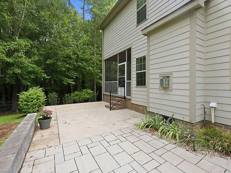 265 Heather Brook Cir — Photo 54