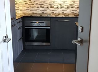 8 The Esplanade #1707, Toronto, ON M5E 0A6