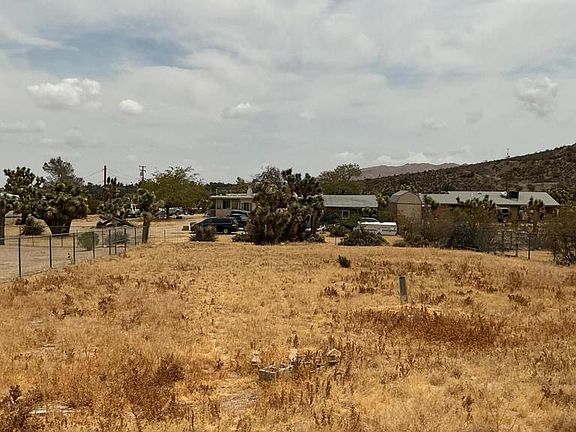 4th image of 7765 Valley Vista Ave