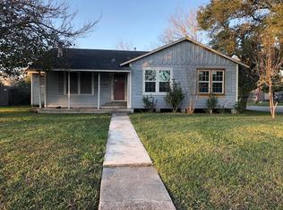610 Mistletoe Ave, Victoria, TX 77901