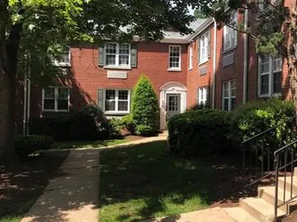 12 Ashby St APT D, Alexandria, VA 22305