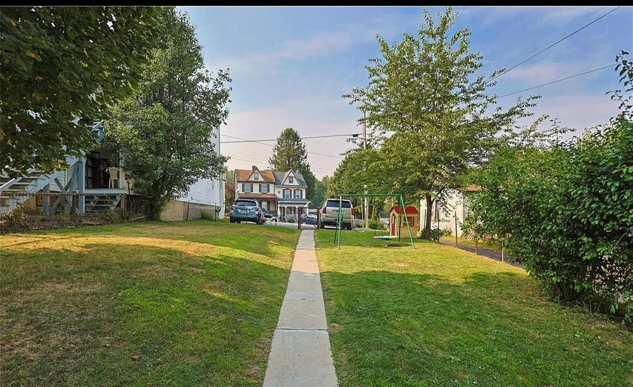 4 bed, 1652 sqft, $1,600 — Photo 4