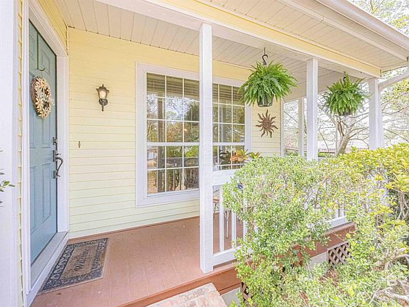 4th image of 124 Chatam Loop