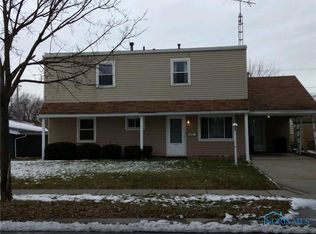 689 Centerfield Dr, Maumee, OH 43537