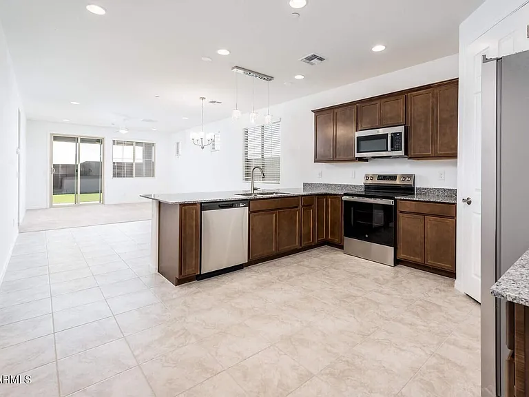 12251 W Caraveo Pl — Photo 7