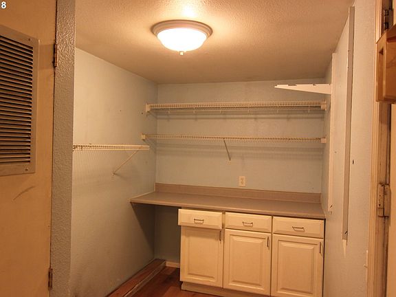 5th image of 1794 SE Flanders Ln