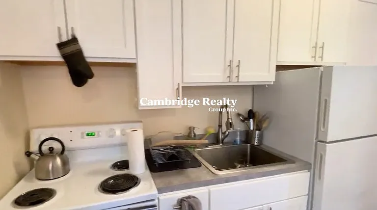 883 Huntington Ave #5T — Photo 1
