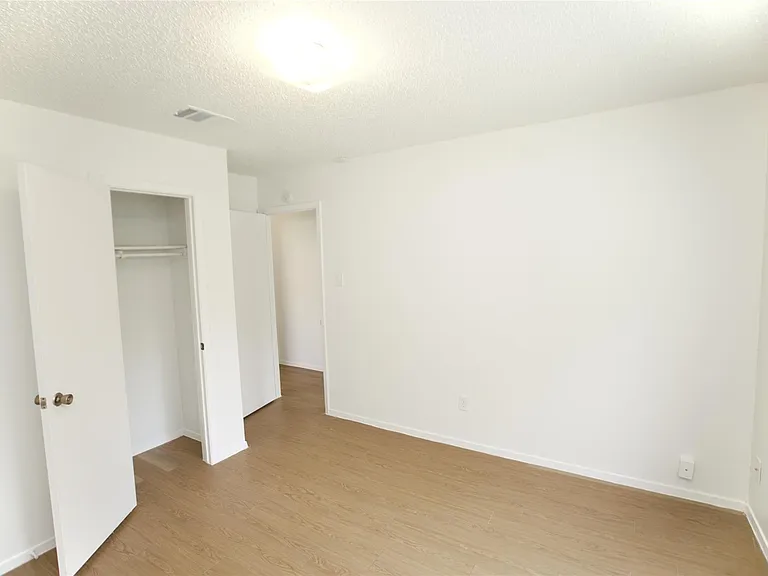 2206 Spring Breeze Dr — Photo 11