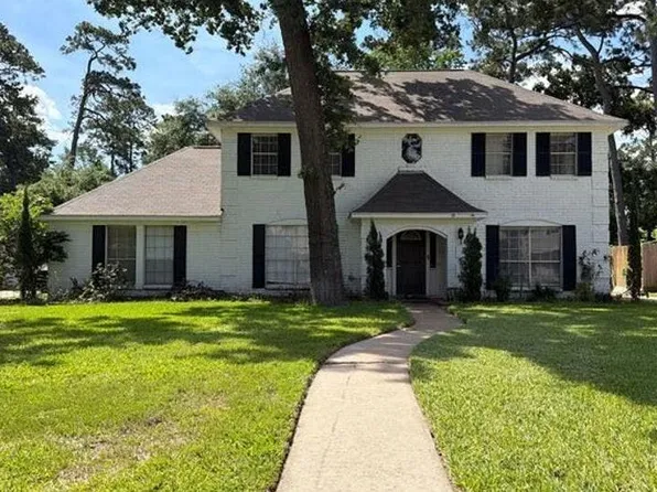 711 Lodgehill Ln, Houston, TX 77090